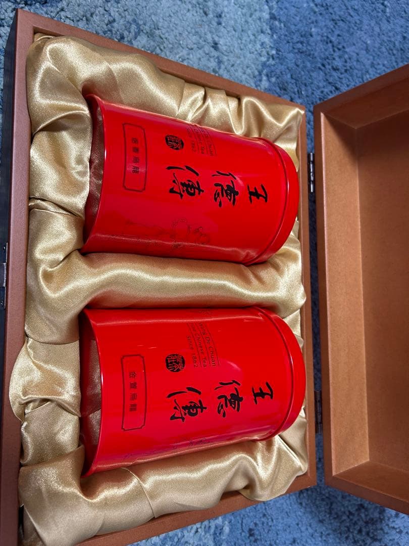 王徳傳　台湾ウーロン茶　2缶セット 木製箱入り
