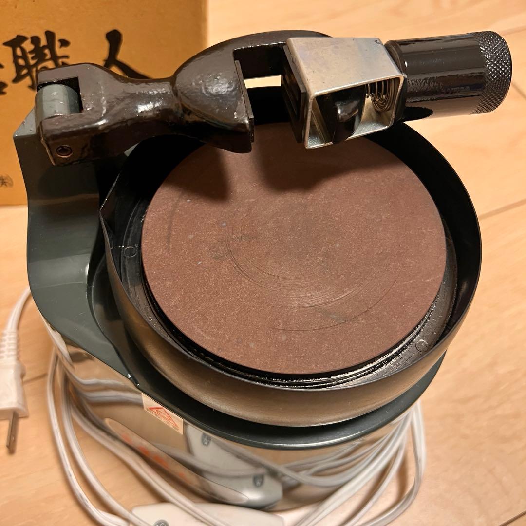 墨磨職人　墨運堂　墨磨り機　墨すり機