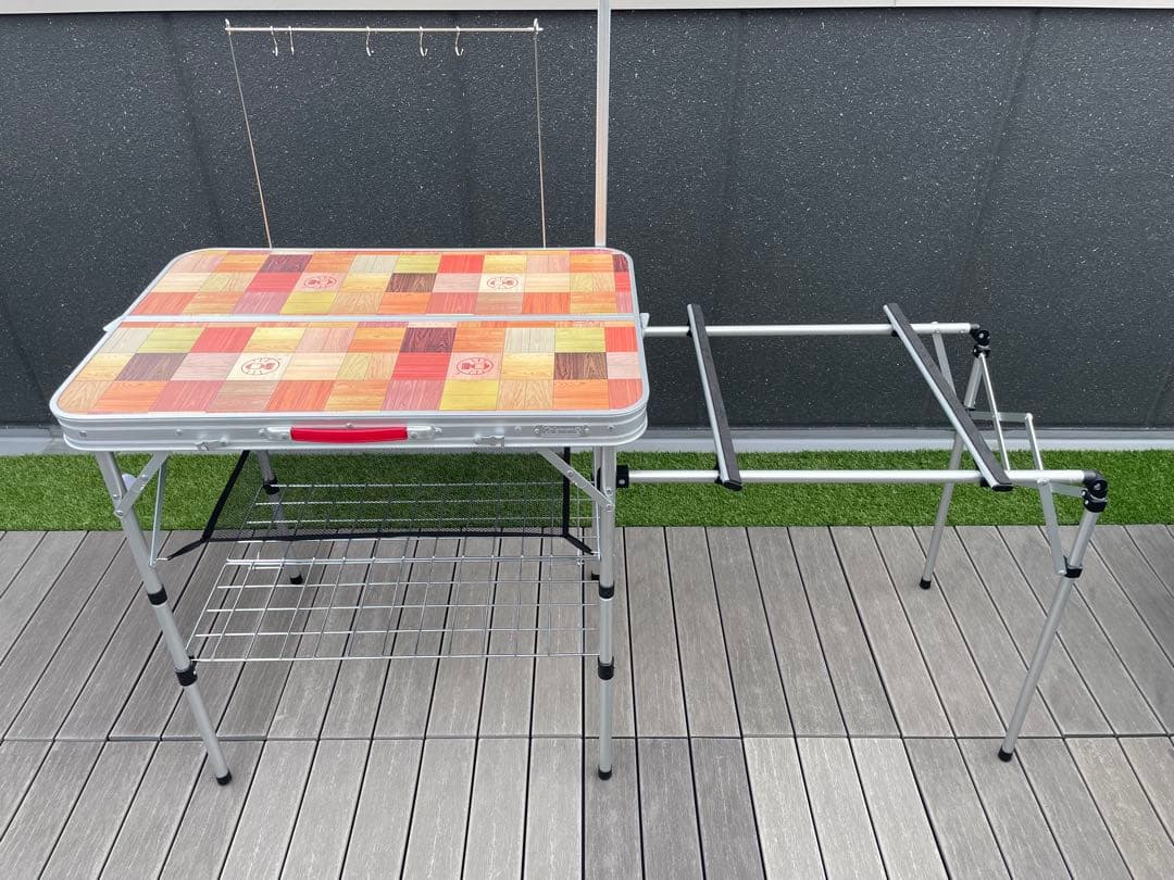 ⭐️Coleman アウトドアテーブル 折りたたみ式　2バーナー対応