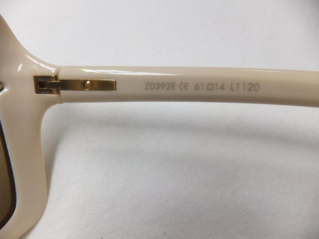 ルイヴィトン　フロール カレ サングラス ライトベージュ スモーク Z0392E