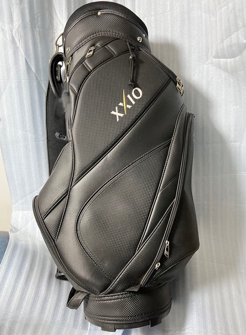 ゼクシオのキャディバック