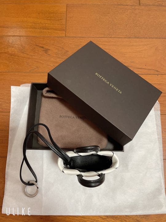 BOTTEGA VENETA／ボッテガ　ヴェネタキーリング付チャーム・小物入れ