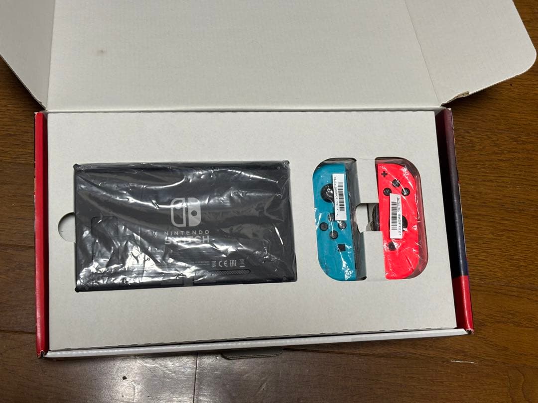 何*屋様 Nintendo Switch本体、ゲームソフト3本付き