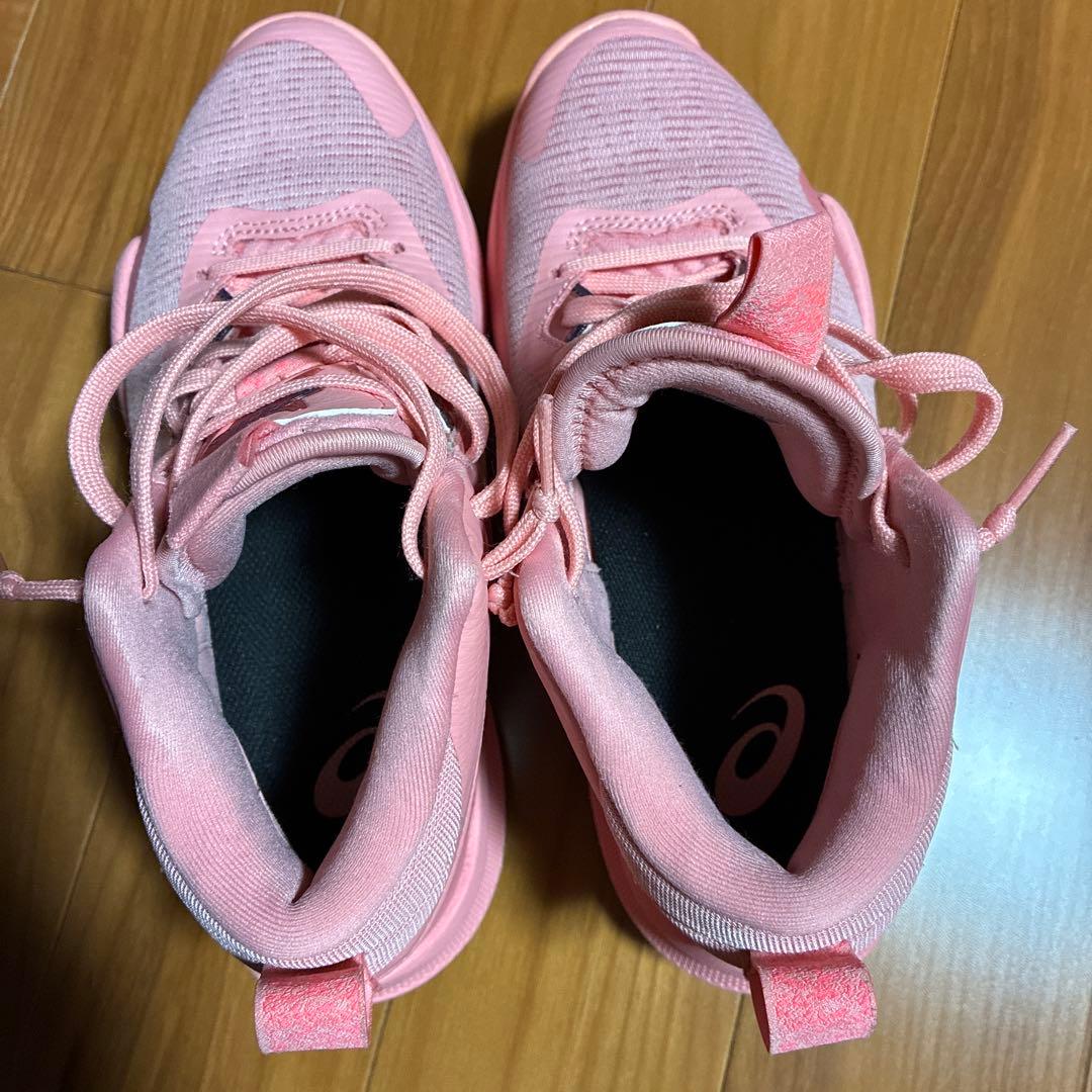 バスケットボールシューズ　ノヴァサージ3