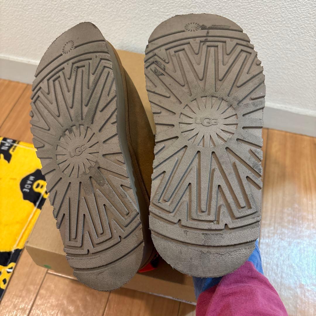 UGG TAZZサボサンダルスリッポン24cm目立つ汚れなし