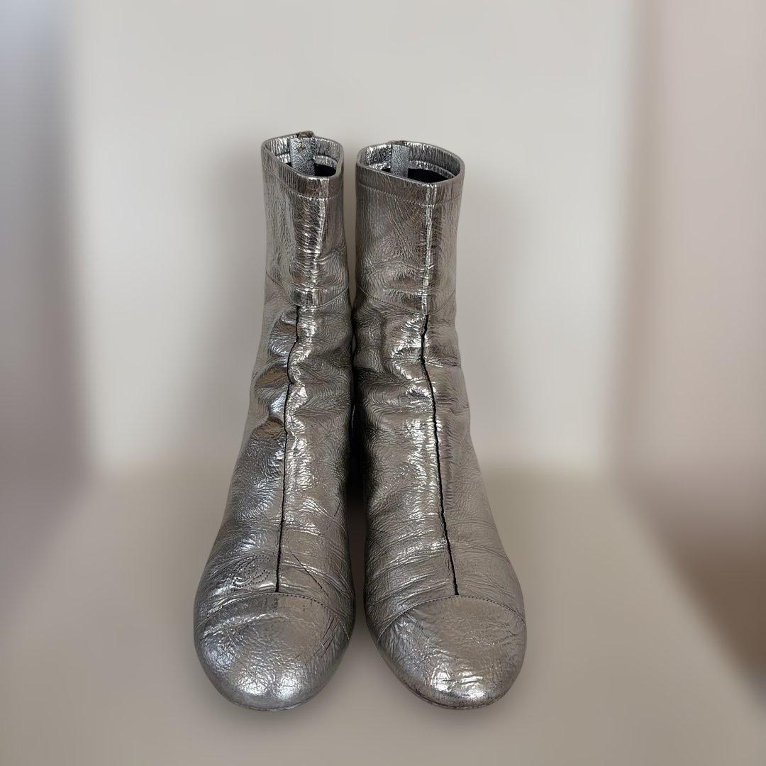 CHANELシャネルシルバー CCロゴ ブーツ39.5