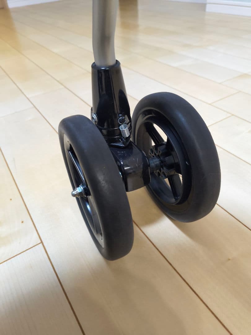 【美品】象印ベビー ピウプレスト マム（ポイントネイビー）歩行器