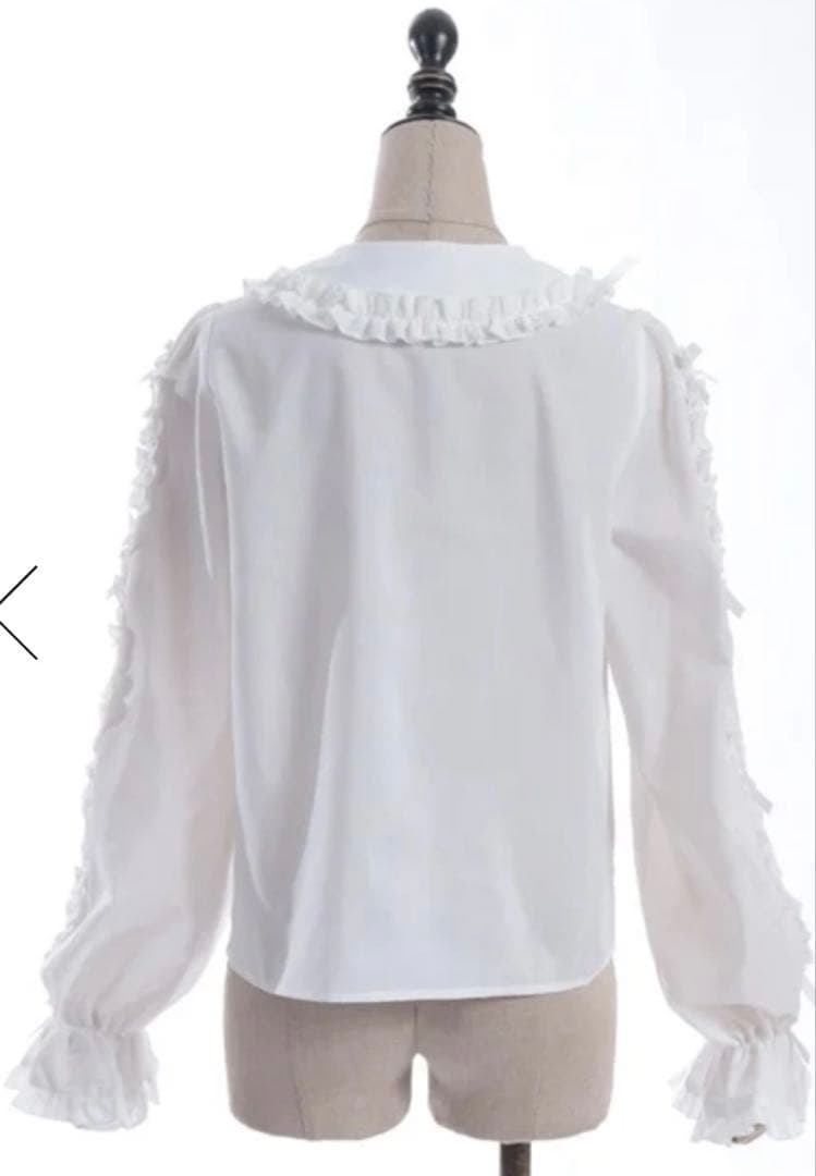 axes femme Chalmiereフリルロングブラウス（シロ×シロ）