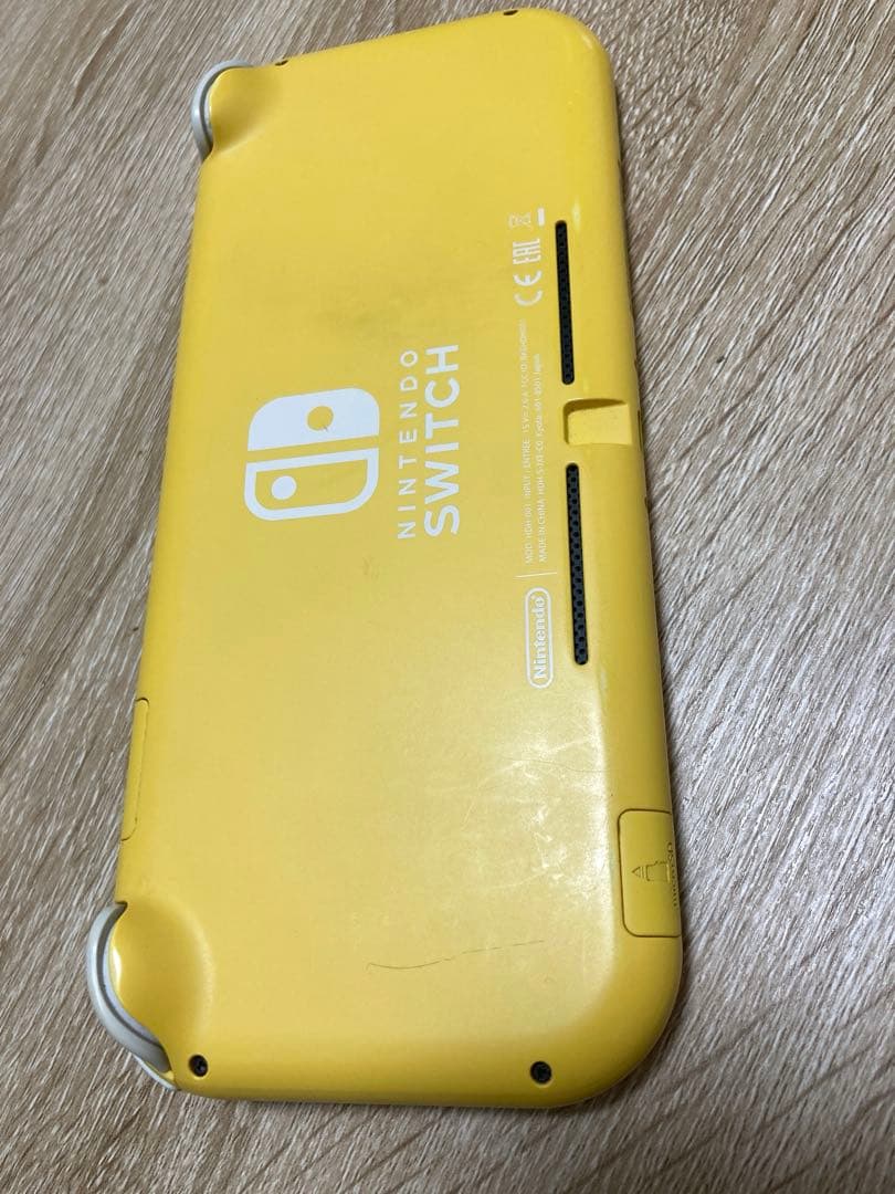 Nintendo Switch Lite イエロー　本体のみ