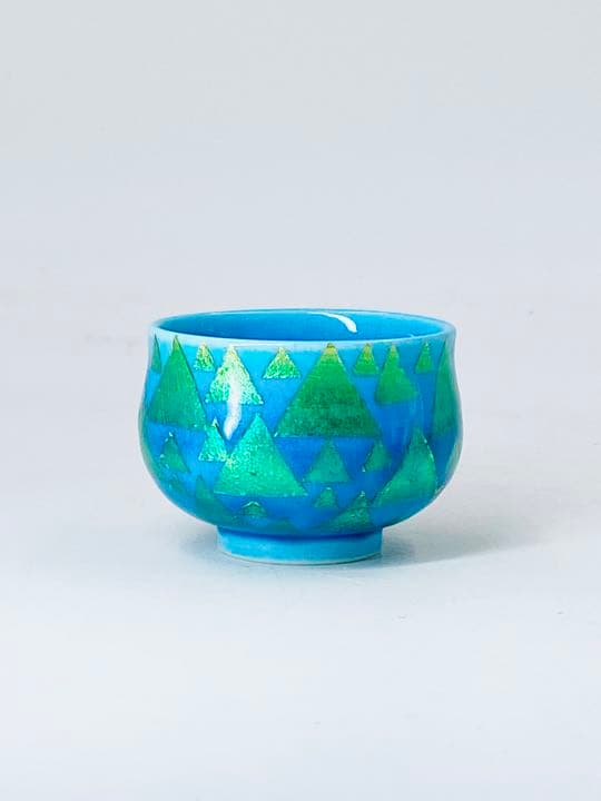 酒器【小野珀子 】釉裏金彩　ぐい呑み　桐共箱　共布　底部在銘　盃