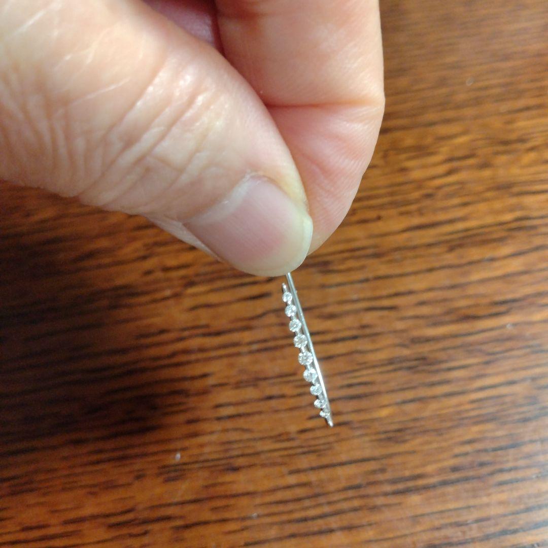 プラチナ９５０ ダイヤモンド ラインデザイン “天使のピアス”