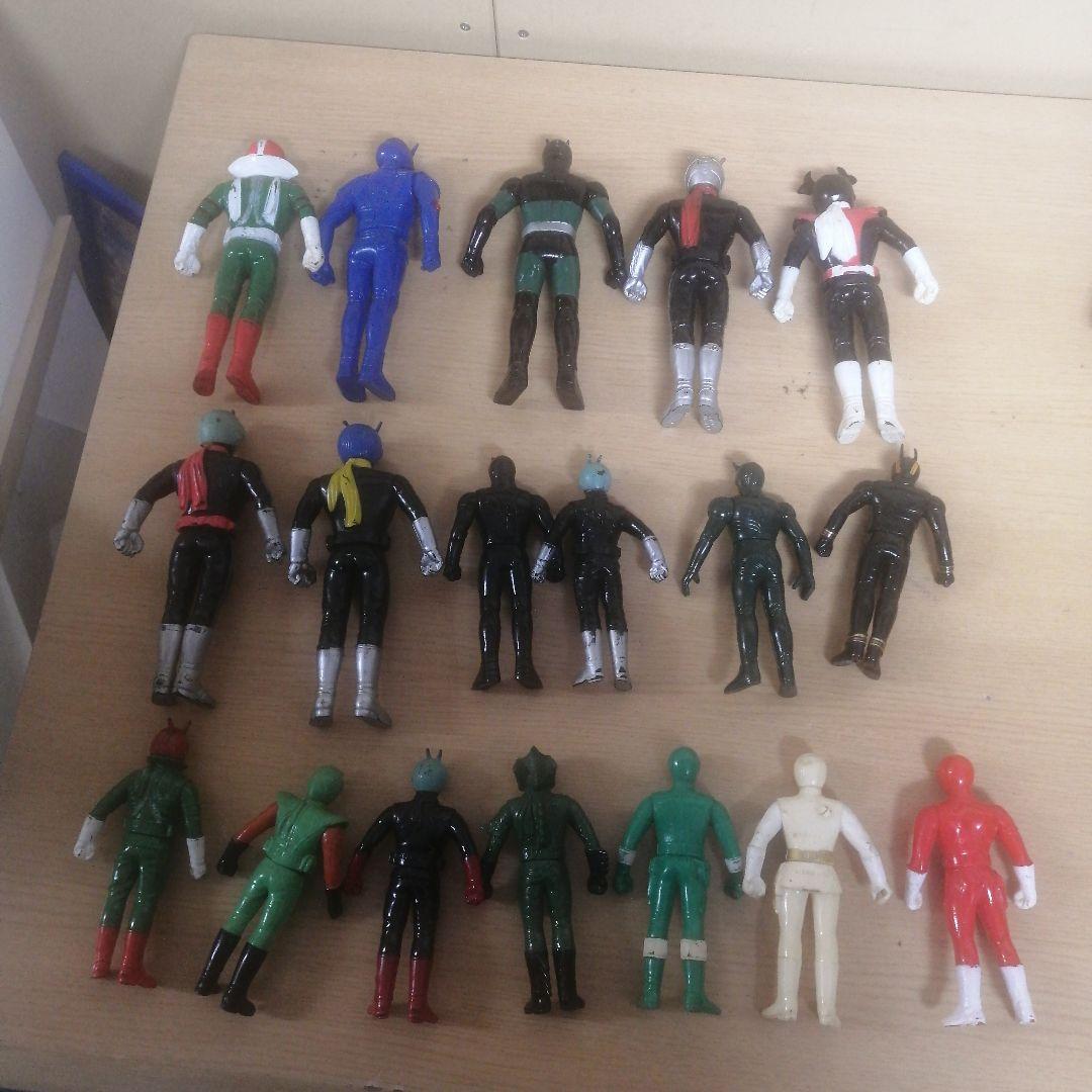 【まとめ売り】ウルトラマン 仮面ライダー ウルトラ怪獣 戦隊 ソフビ人形 フィギ