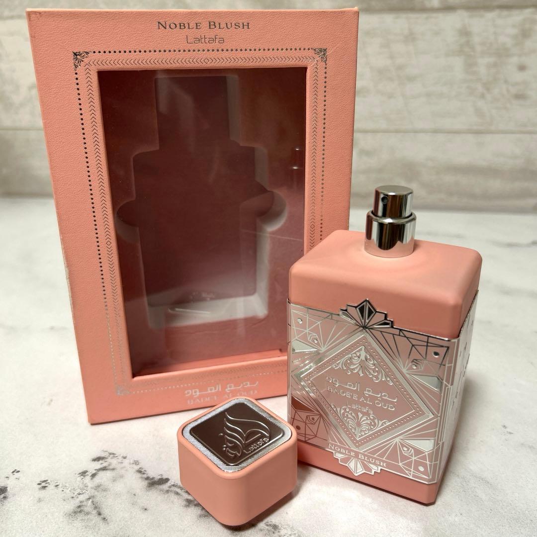 新品未使用　Lattafa Noble Blush 100ml 香水