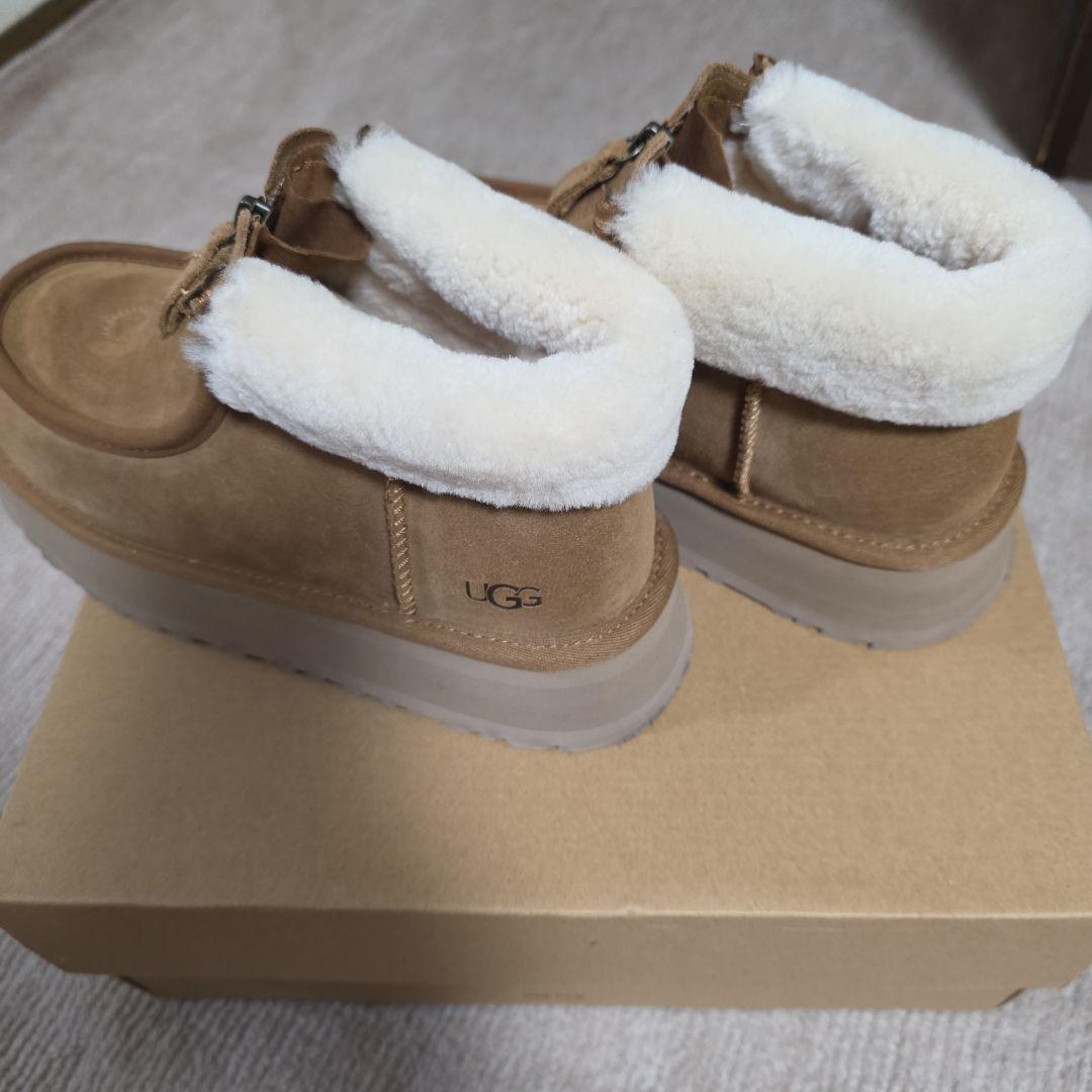 靴 UGG FUNKETTE BOOT