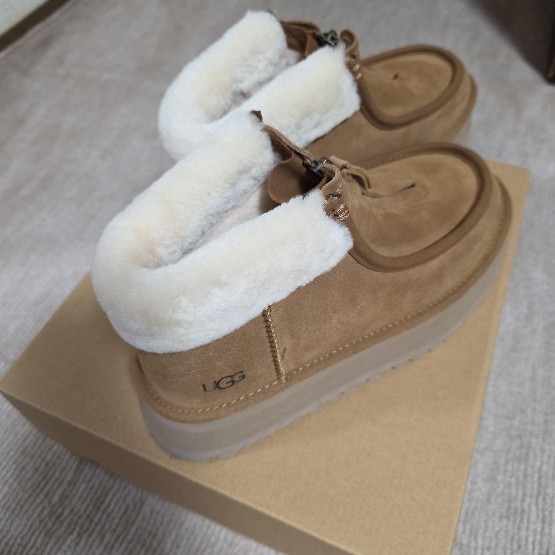 靴 UGG FUNKETTE BOOT