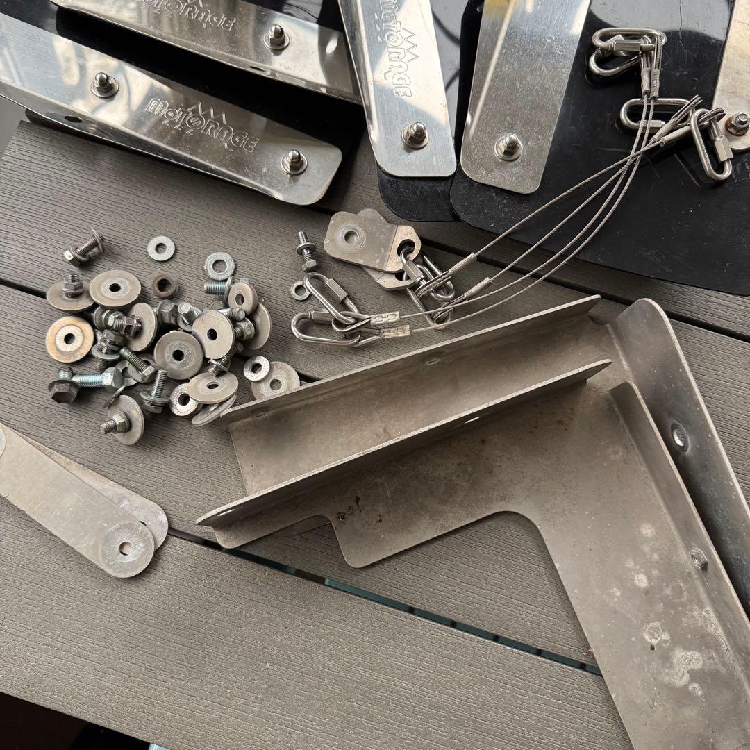 モトレージ　マッドフラップ　プラド150