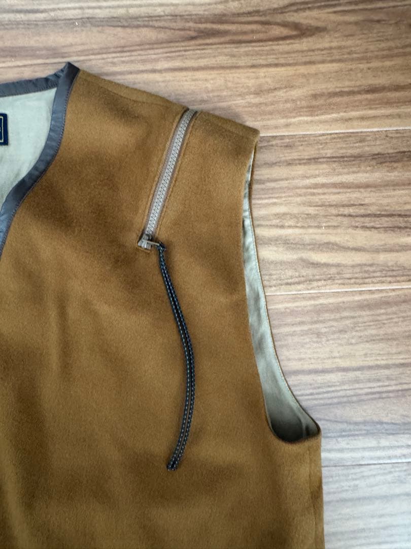 THE NERDYSブラウン ベストMELTON Over Vest Brown