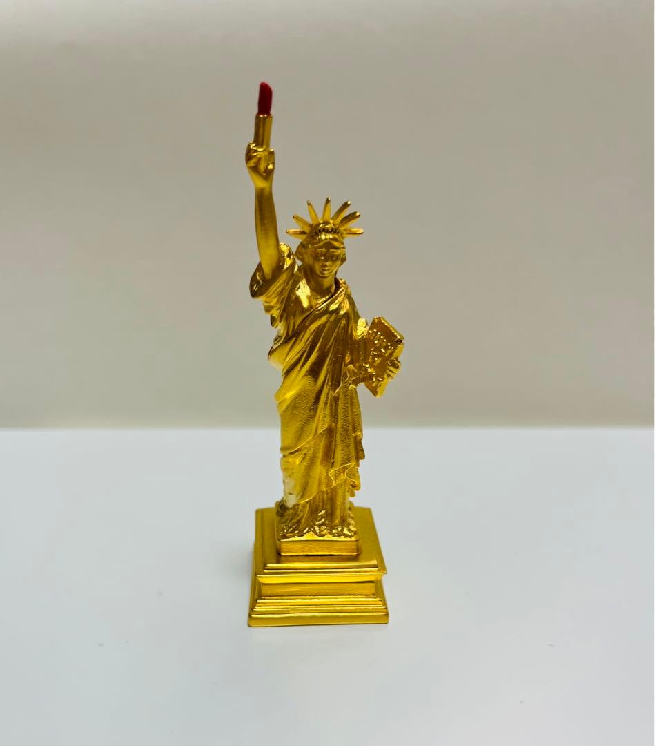 エスティローダー　練り香水　香水ケース　自由の女神像モチーフデザイン