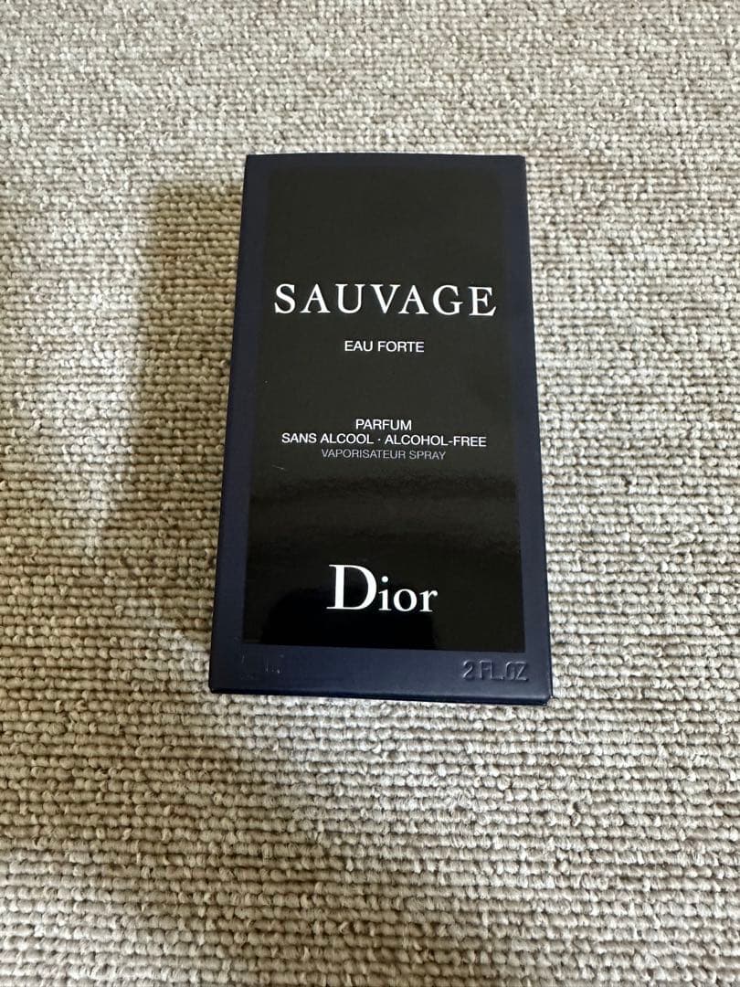 【新品未使用】ディオール　ソヴァージュ　オーフォルト60ml