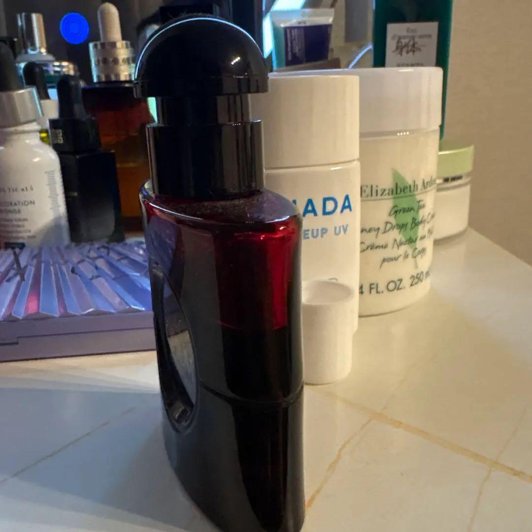 Yves Saint Laurent BLACK OPIUM 香水