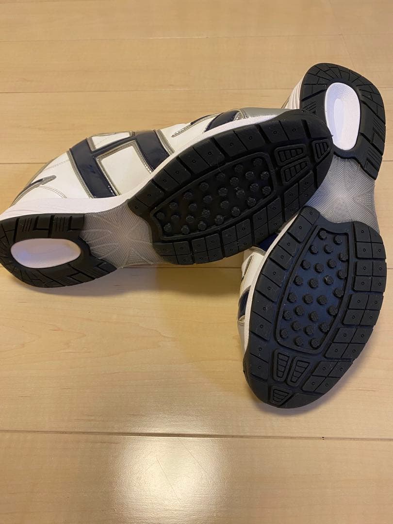 ハタケヤマ トレーニングシューズ