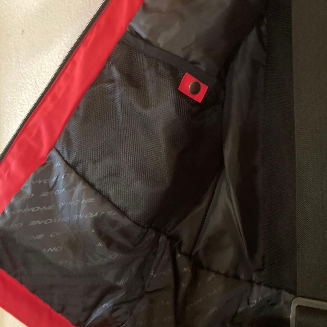 オンヨネ　定価22,000円　ジュニアスキーウェア　150センチ