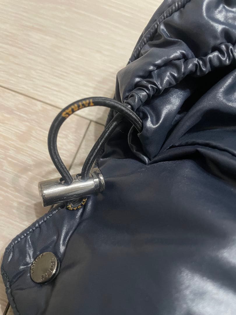 美品　タトラス　ダウンベスト　ほぼ黒　ネイビー　紺色　サイズ03（L相当）