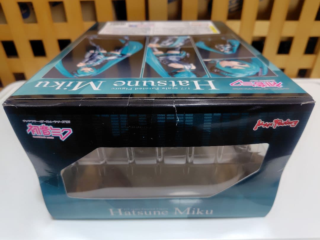 値下げ！　キャラクター・ボーカル・シリーズ01 初音ミク フィギュア　新品