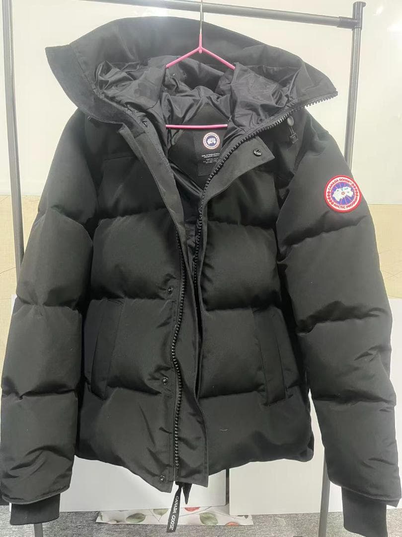 《人気》☆  ブラック ダウンジャケット~~~