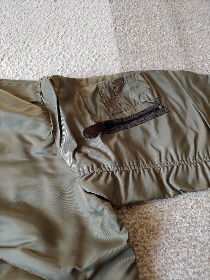 サイズ44 wiper inc　ワイパーインク　フライトジャケット　新品