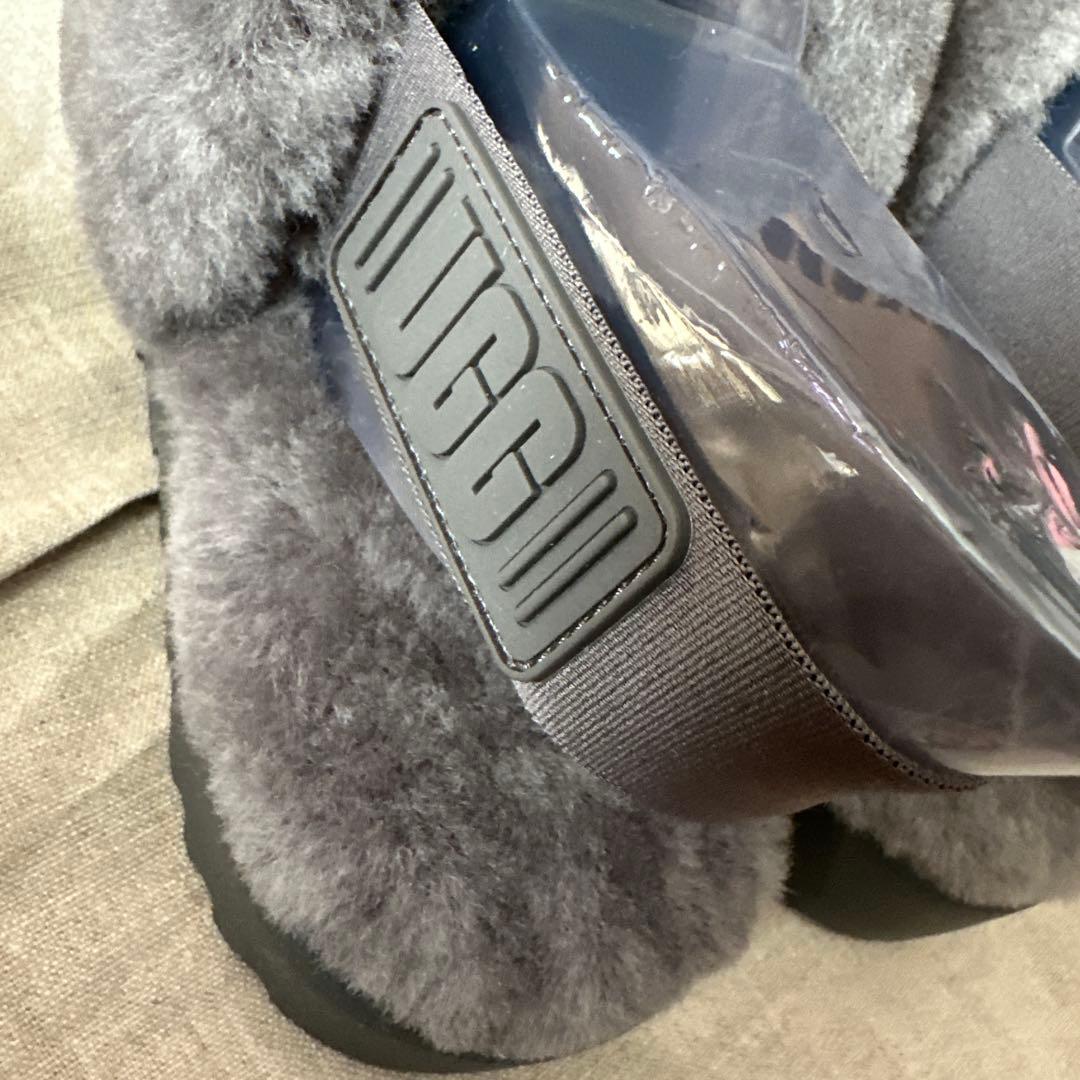 UGG ファーサンダル　シープスキン