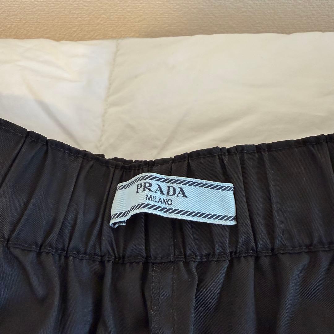 PRADA Re-Nylon ショートパンツ ブラック
