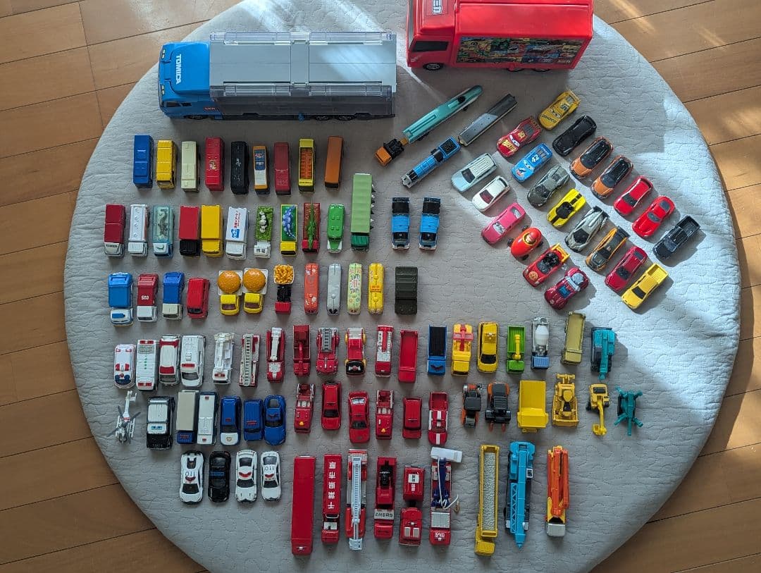 トミカ【108台】まとめ売り ポリスキャリアカーセット つみおろし工事現場 他