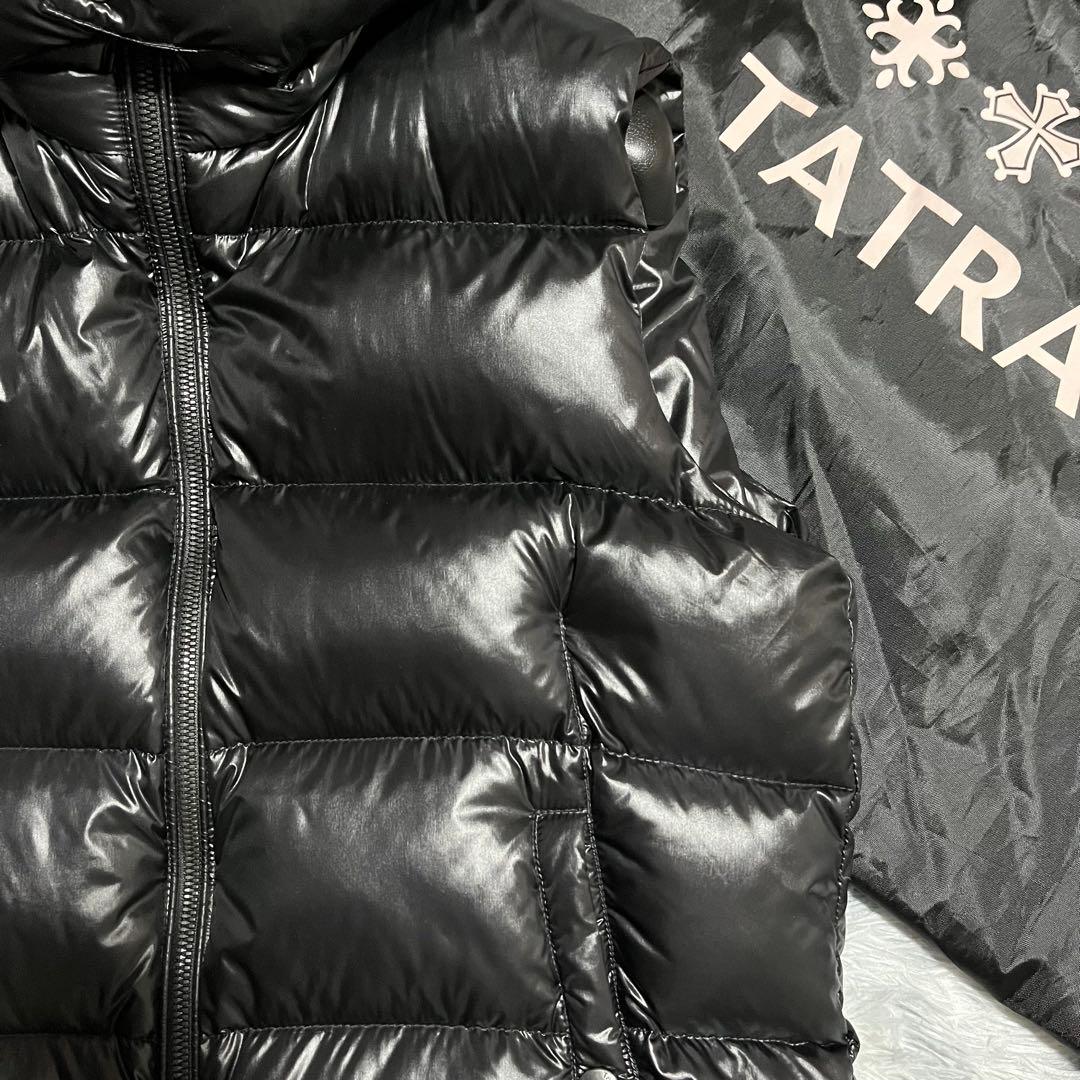極美品　TATRAS ダウンベスト　POSEIDONE 黒　02 Mサイズ