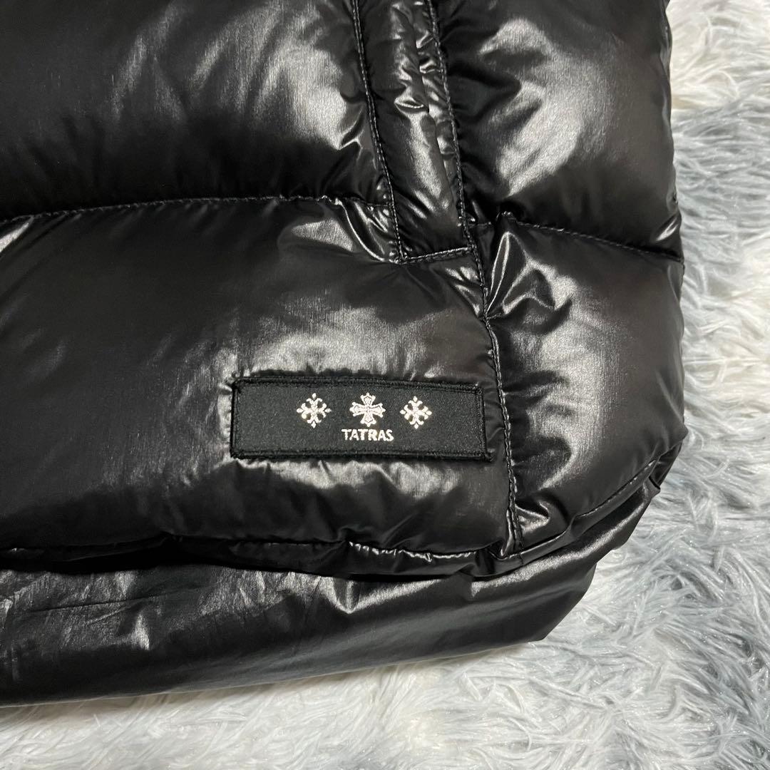 極美品　TATRAS ダウンベスト　POSEIDONE 黒　02 Mサイズ