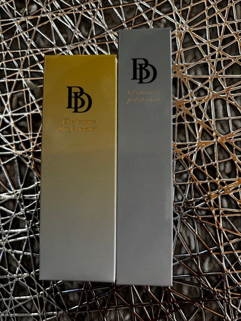 新品　ビドアーレディエッセンスブラーファンデーション&パーフェクトクリーム