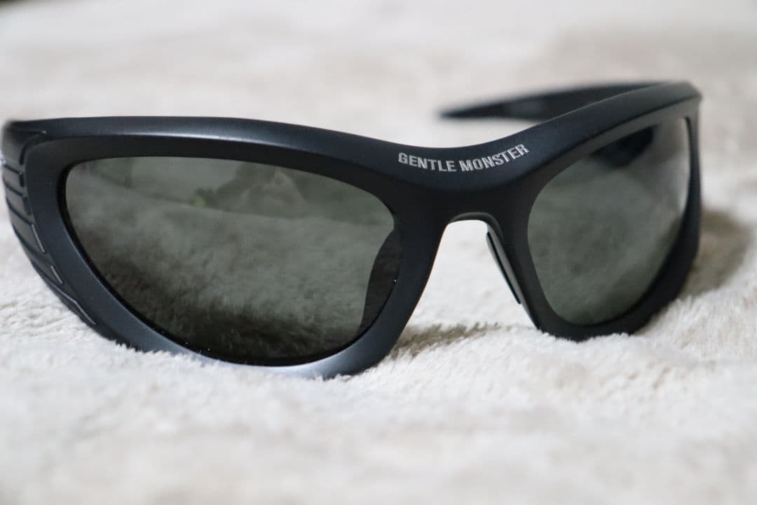 ​【極美品】GENTLE MONSTER × MUGLER SPIRAL 02