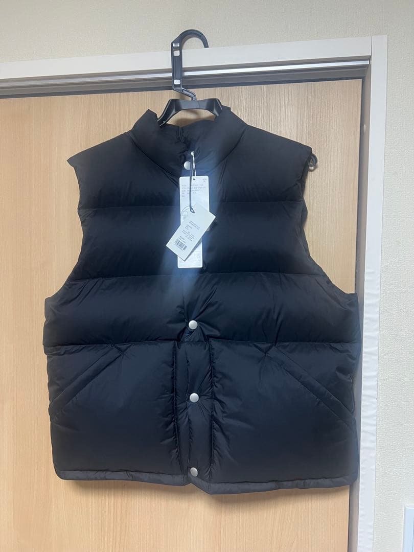 ポケ AURALEE SUPER LIGHT NYLON ダウンベスト