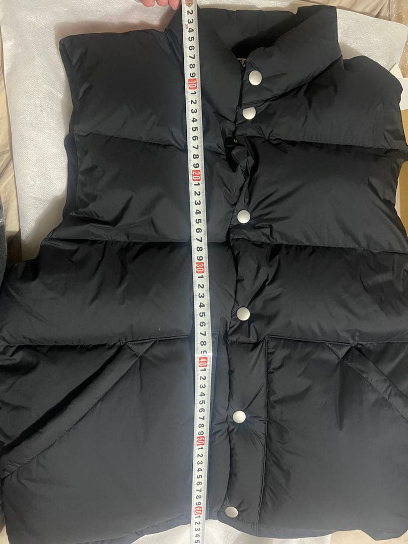 ポケ AURALEE SUPER LIGHT NYLON ダウンベスト