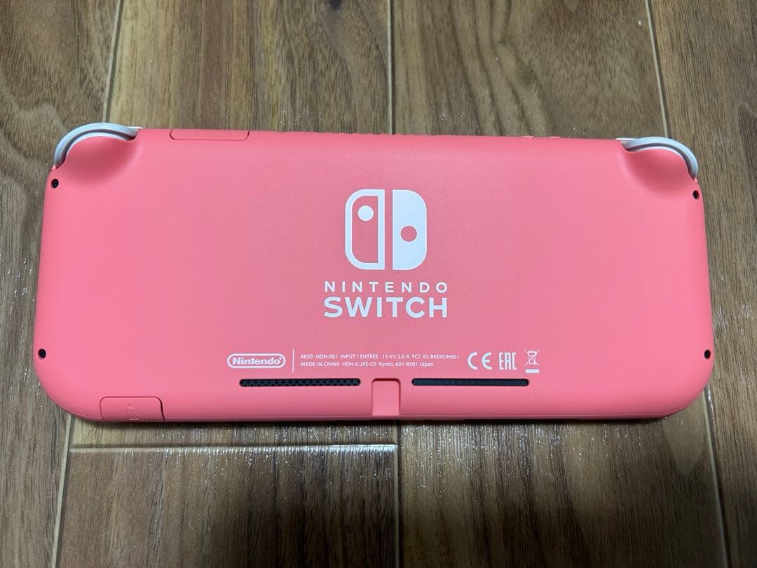 Nintendo Switch Lite【充電器、クリアケース、外箱付き】