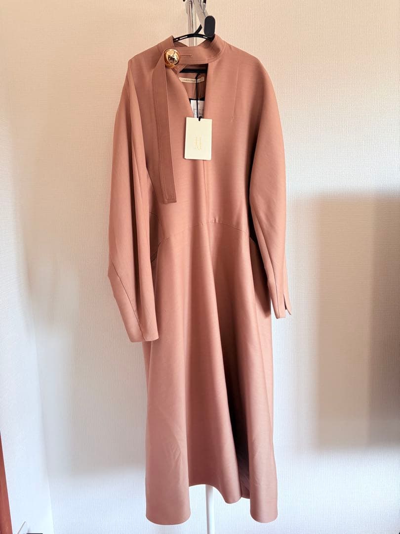 週末限定値下げ　HARUNOBUMURATA ELIANA ワンピース　ベージュ