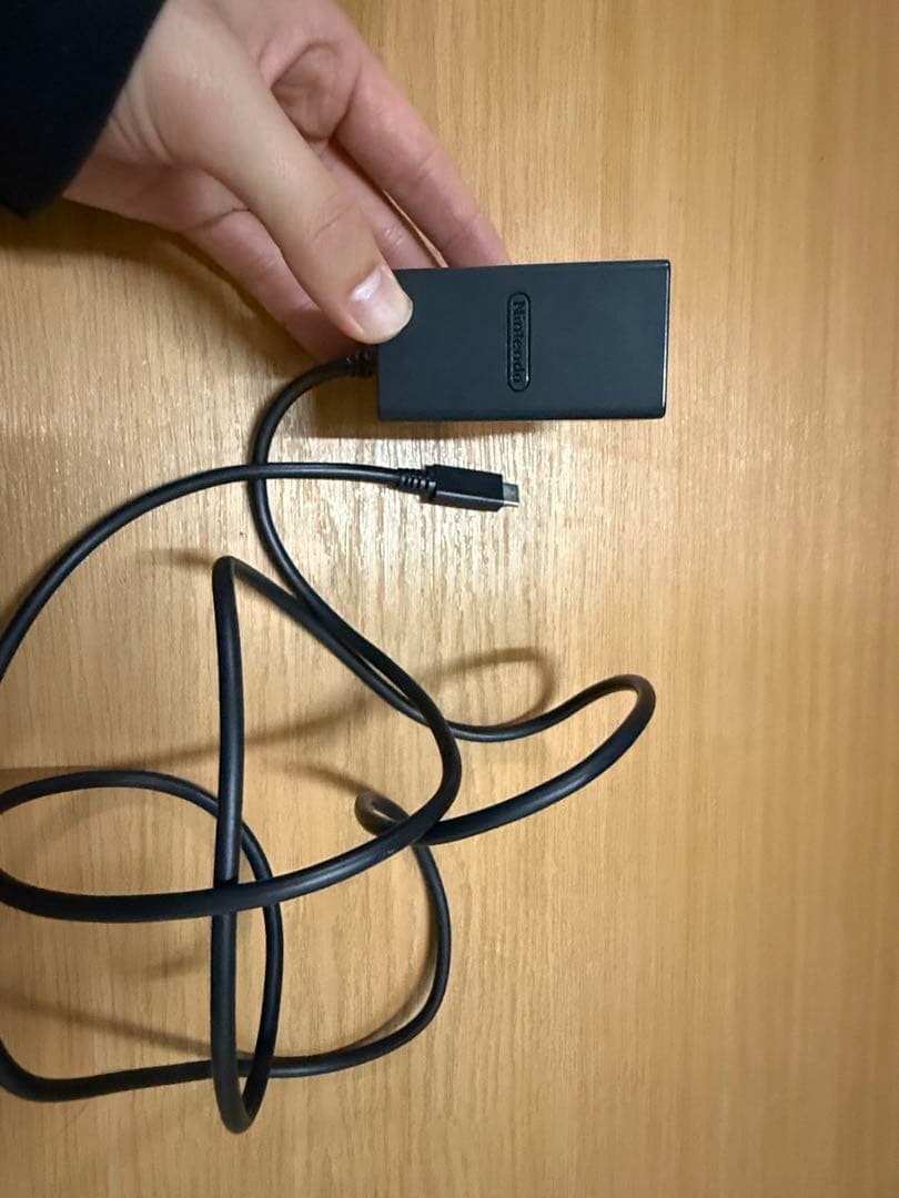 ほぼ未使用！Nintendo Switch Lite コーラル 箱、充電器付き