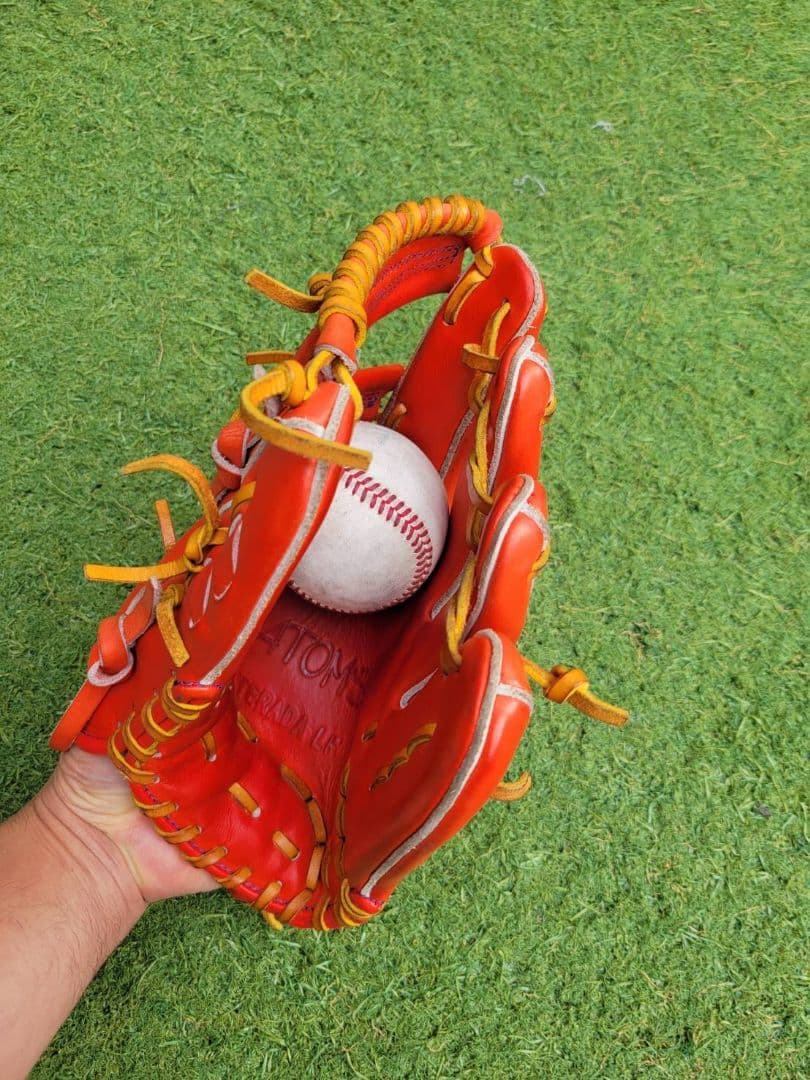 ATOMS アトムズ 硬式 グローブ 内野手用　レッドオレンジ