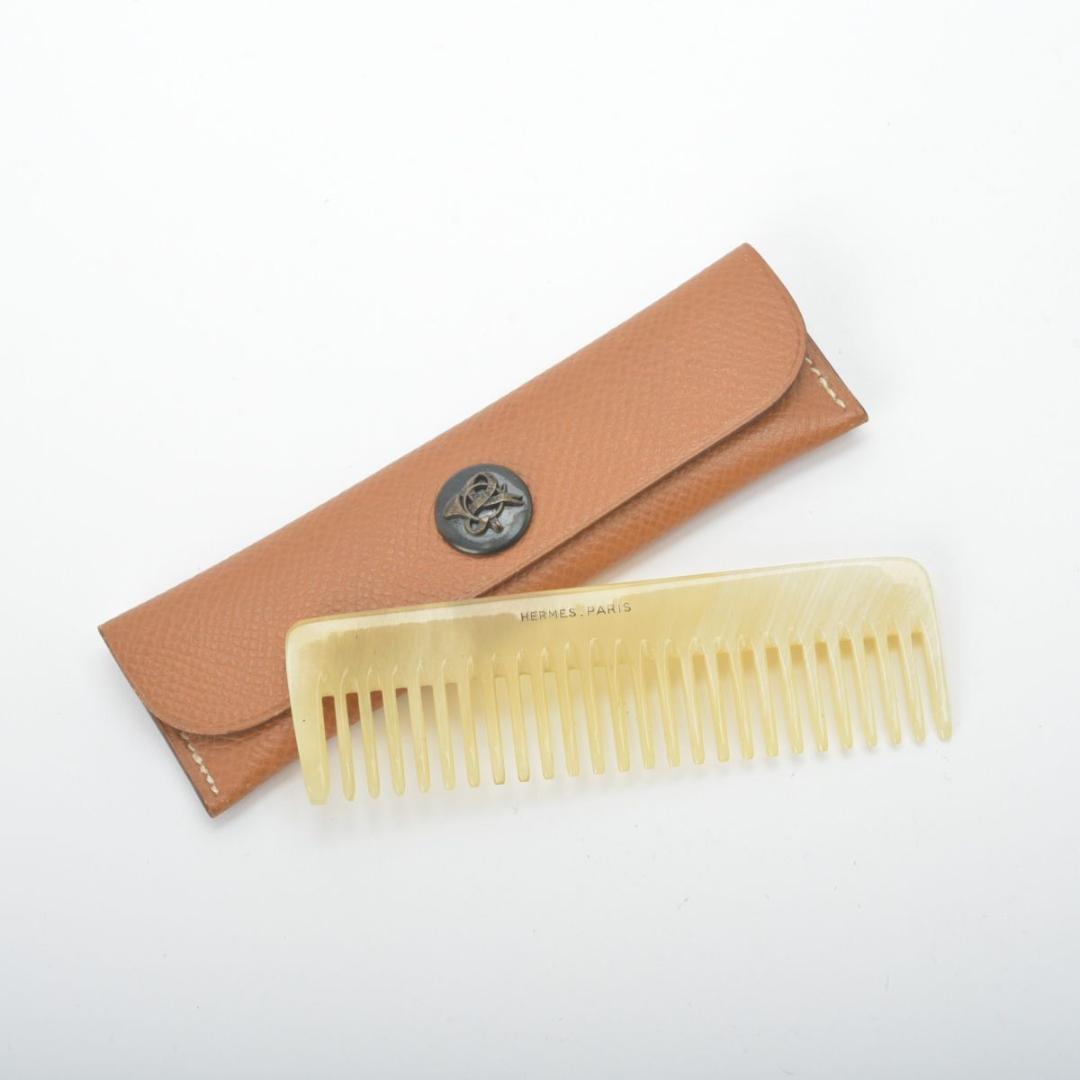 美品 エルメス バッファローホーン コーム レザーケース付き ベージュ 櫛 くし
