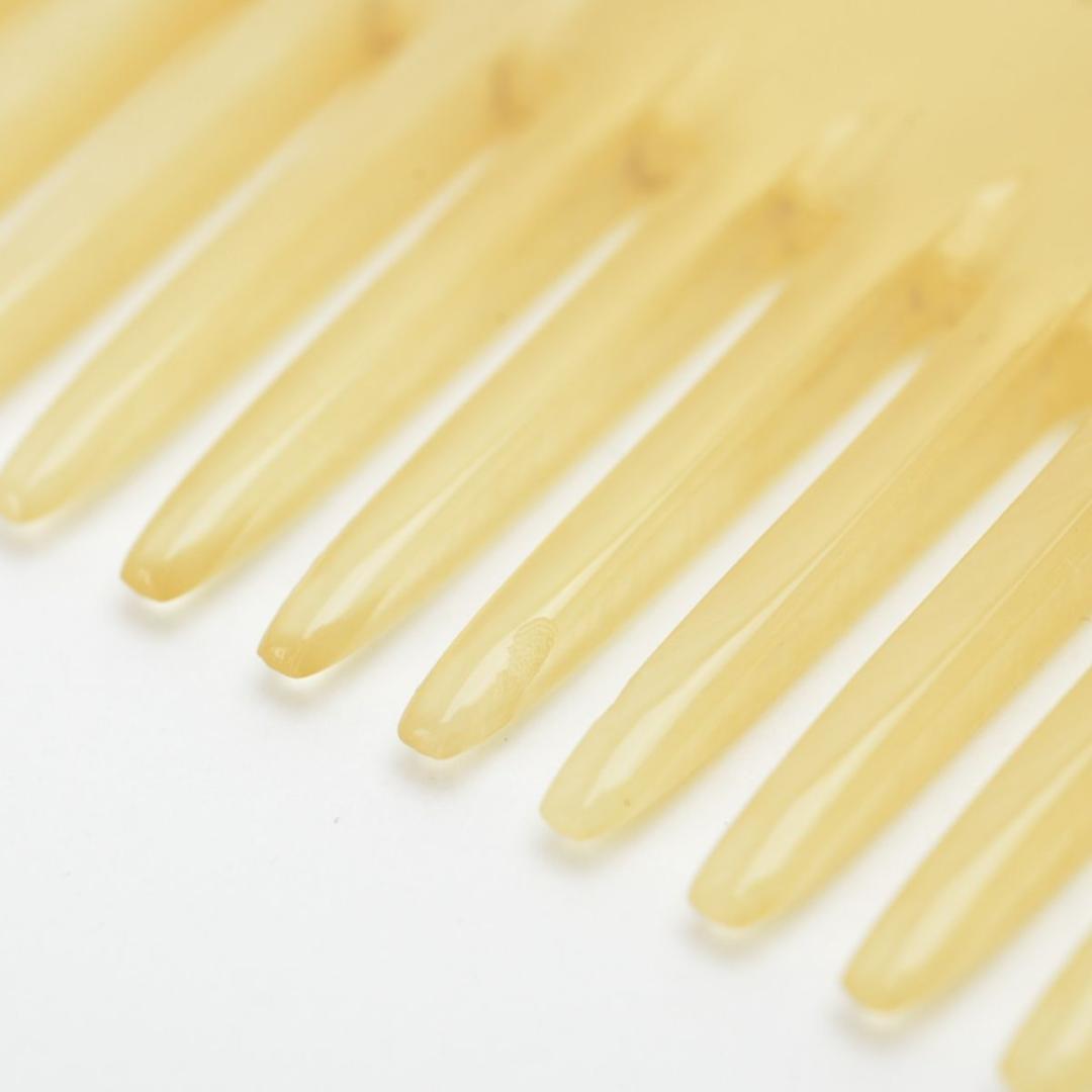 美品 エルメス バッファローホーン コーム レザーケース付き ベージュ 櫛 くし