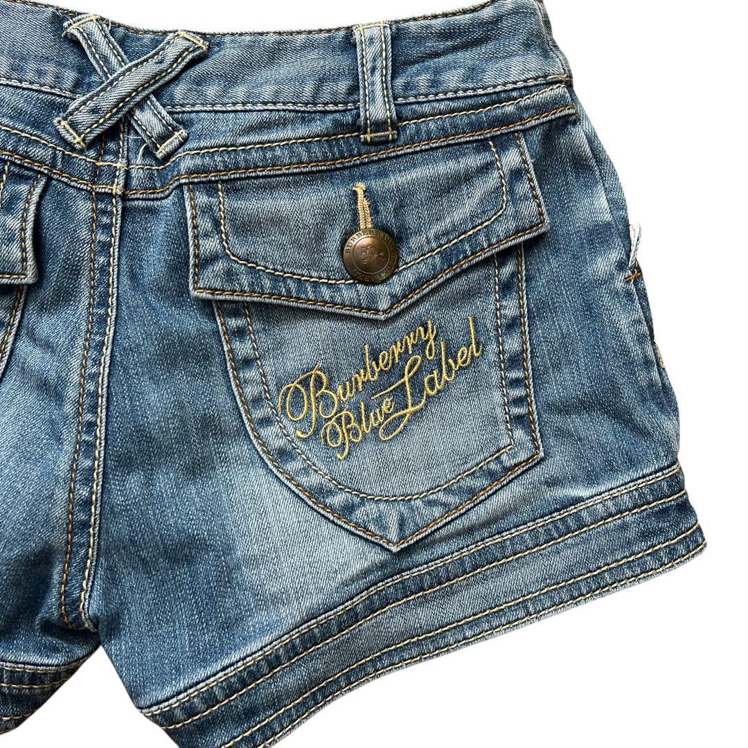 バーバリーブルーレーベル　デニムショートパンツ　ロゴ刺繍　Y2K