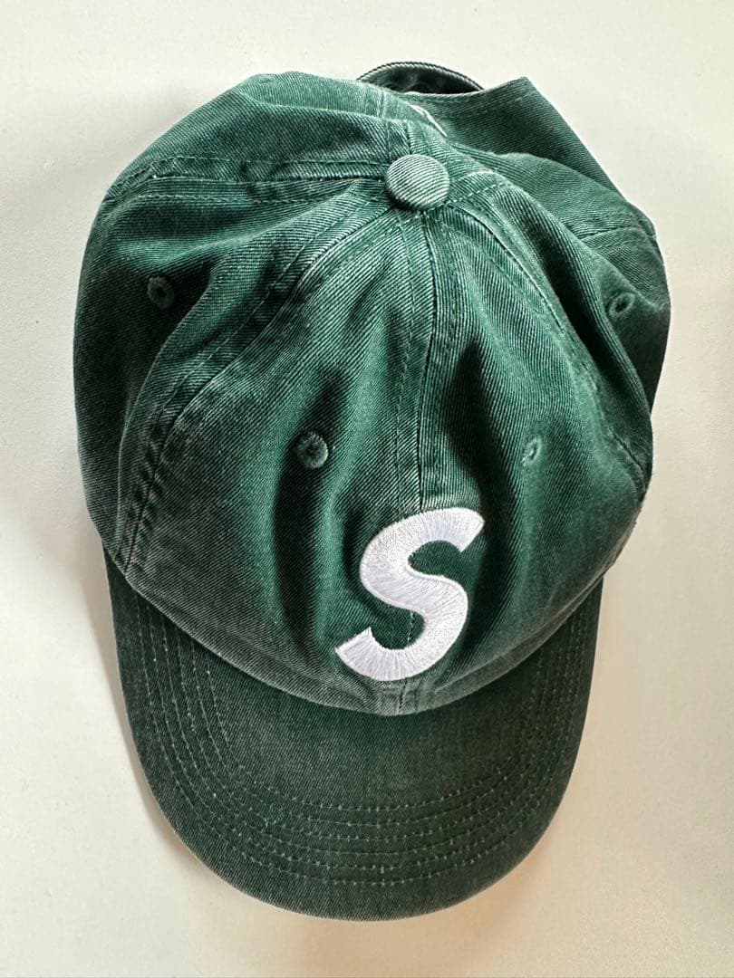 Supreme Pigment Canvas S Logo キャップ SS25