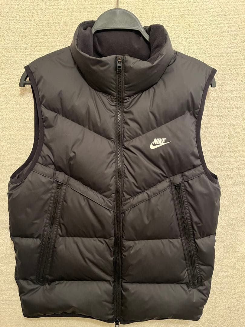 ナイキ ダウンベスト NIKE SF Windrunner Vest Black