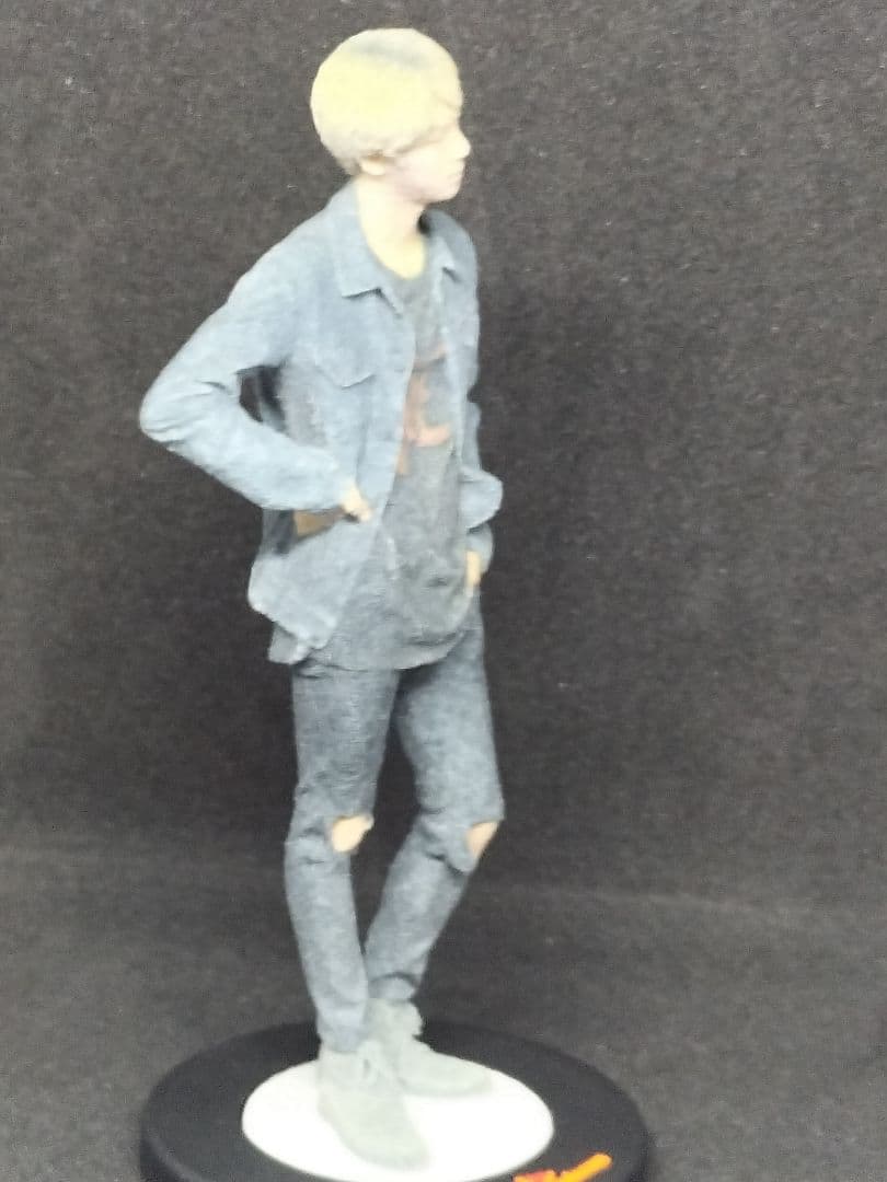 ＢＴＳ ジン　skテレコムフィギュア