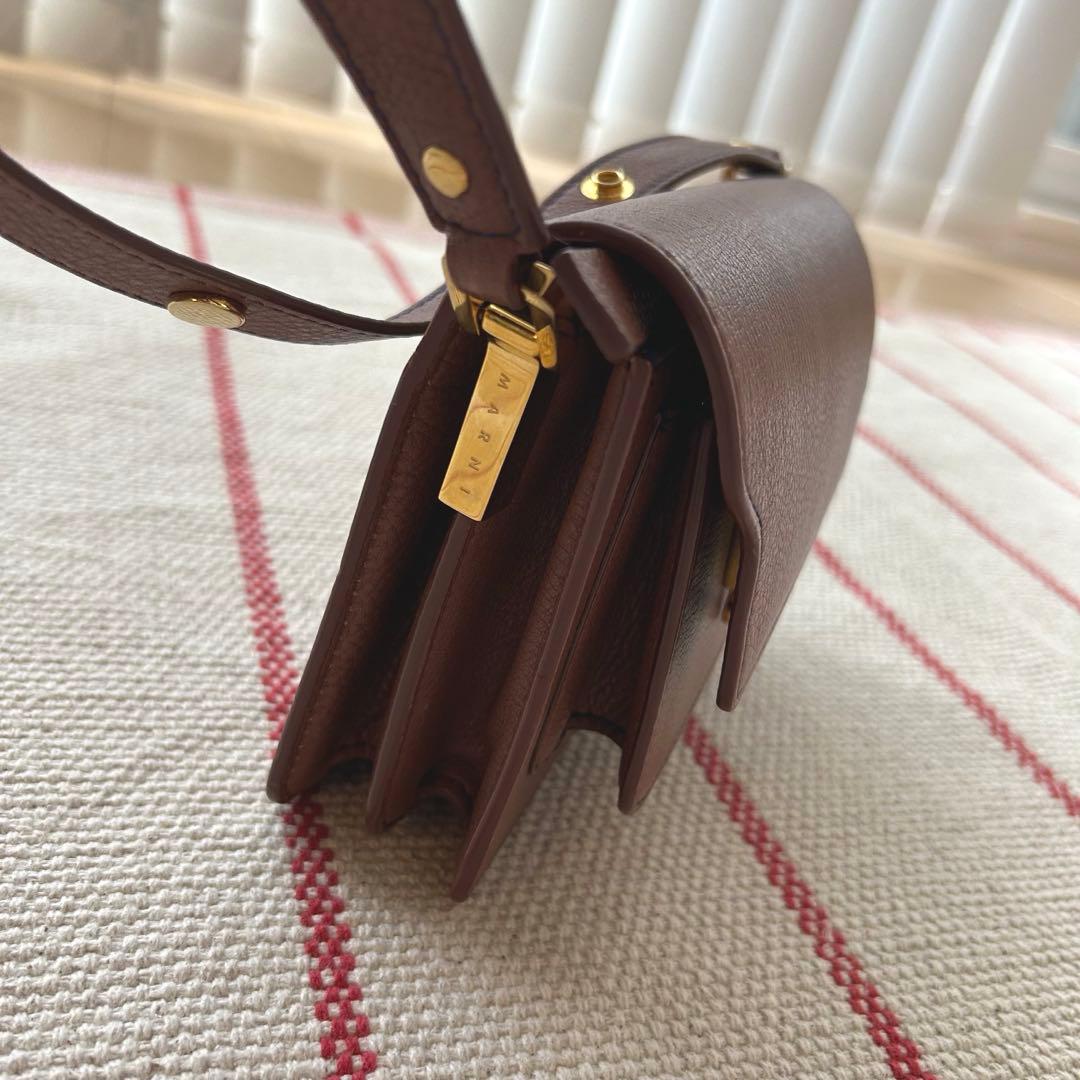 マルニ　トランクショルダーバッグ